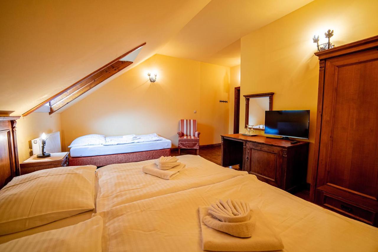 Penzión Cosmopolitan I. Banská Štiavnica Exterior foto